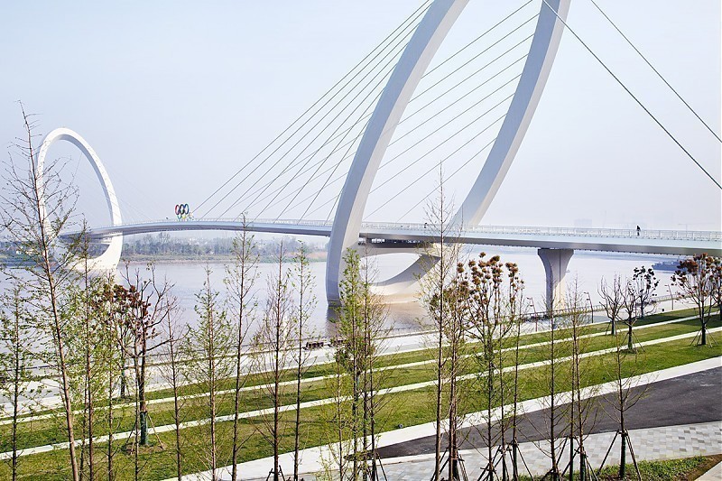 Terrain architecture - Nanjing Youth Olympic Park and Plaza