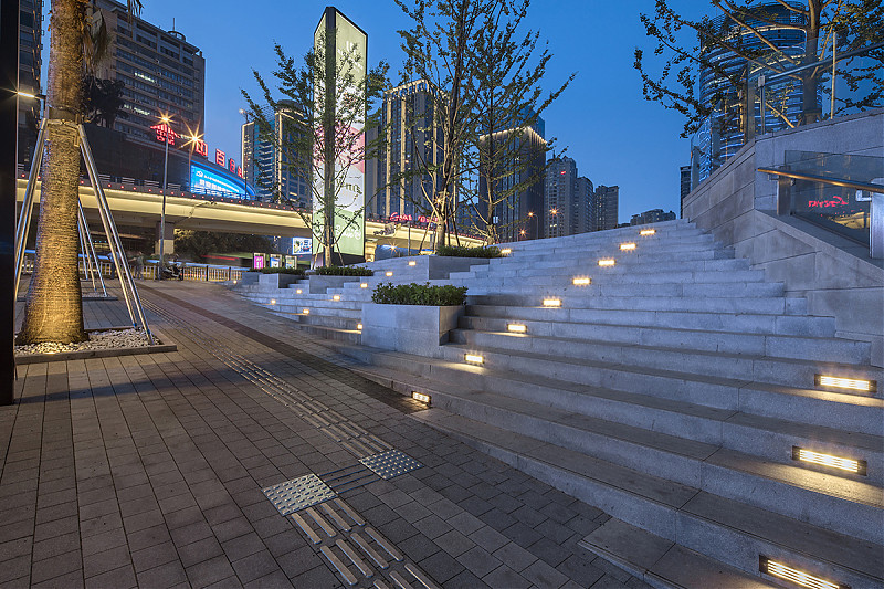 Terrain architecture - 1st Avenue