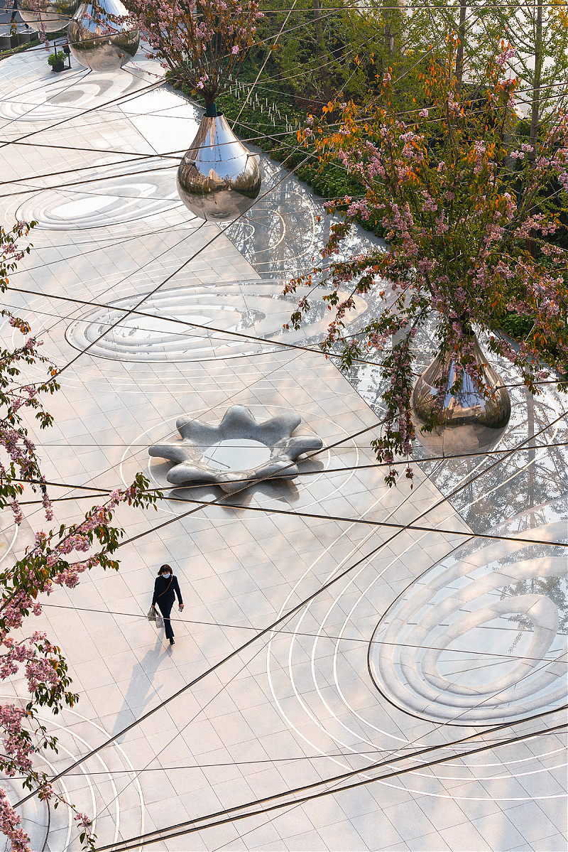 Terrain architecture - The Cloud Forest Plaza