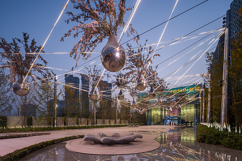 Terrain architecture - The Cloud Forest Plaza